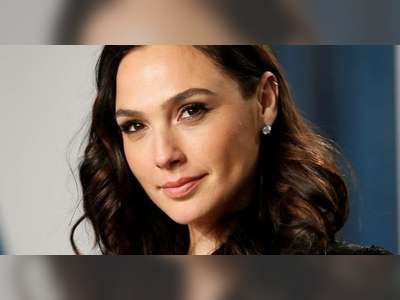 Gal Gadot defends her casting as Cleopatra