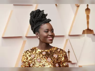 Best Beauty Looks From The 2022 Oscars — Oscars Red Carpet Makeup Zendaya Demi Singleton
